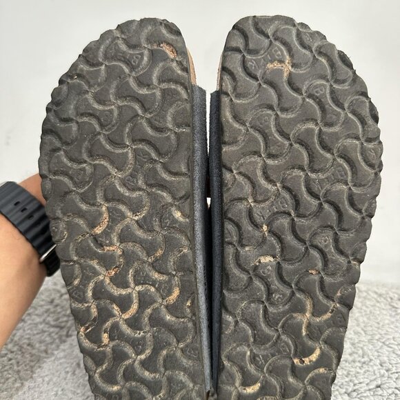 Birkenstock Arizona Sandals Womens Size 8 Gray Suede Soft Footbed Slide Shoes - Picture 6 of 7